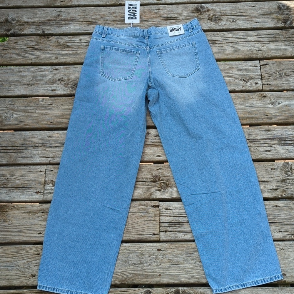 New Refuge Denim Jeans - Picture 4 of 9